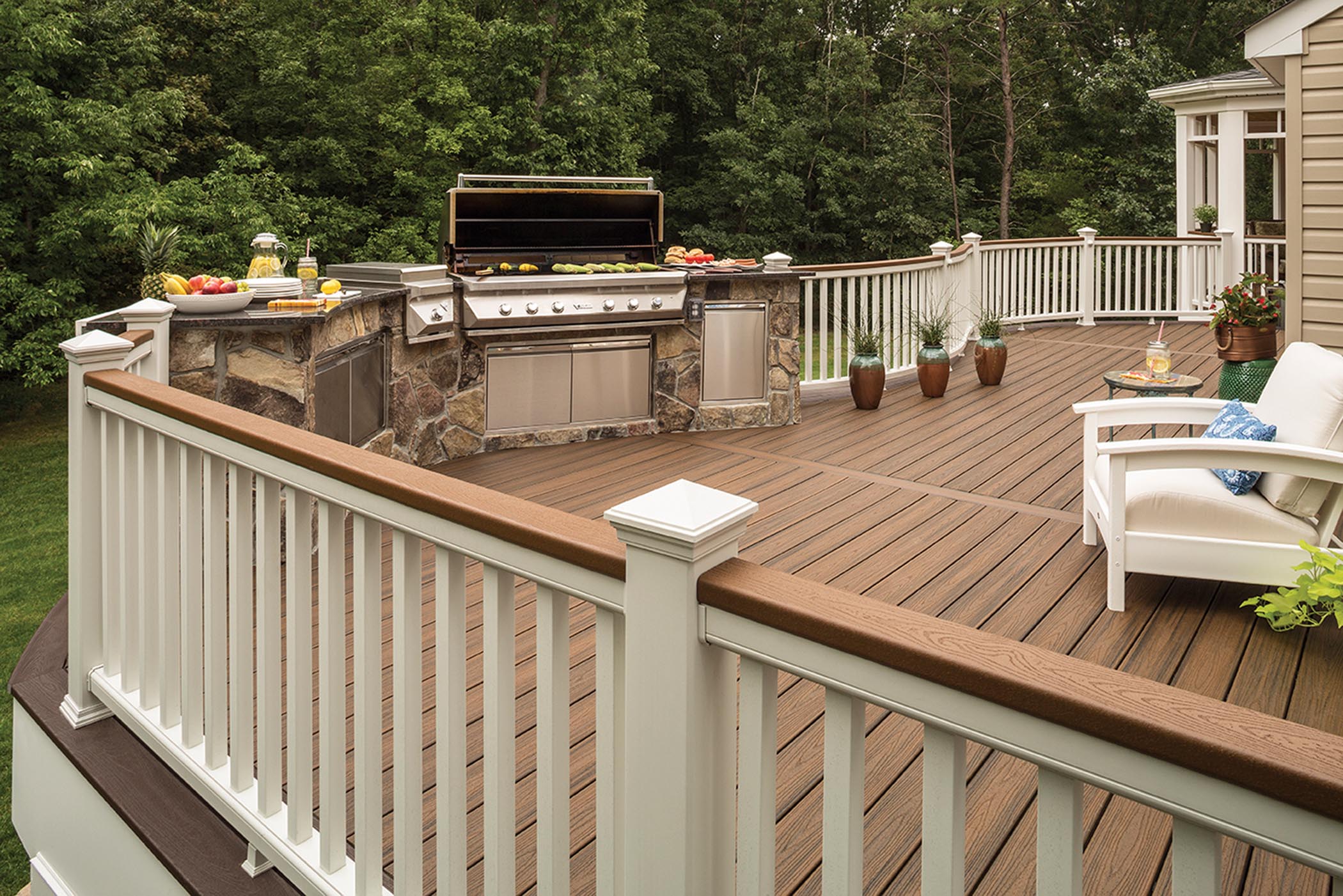 Composite decking Liverpool, Is It Really a Valuable Addition to your Home?