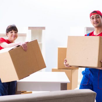 10-Benefits-of-Hiring-a-Moving-Company-