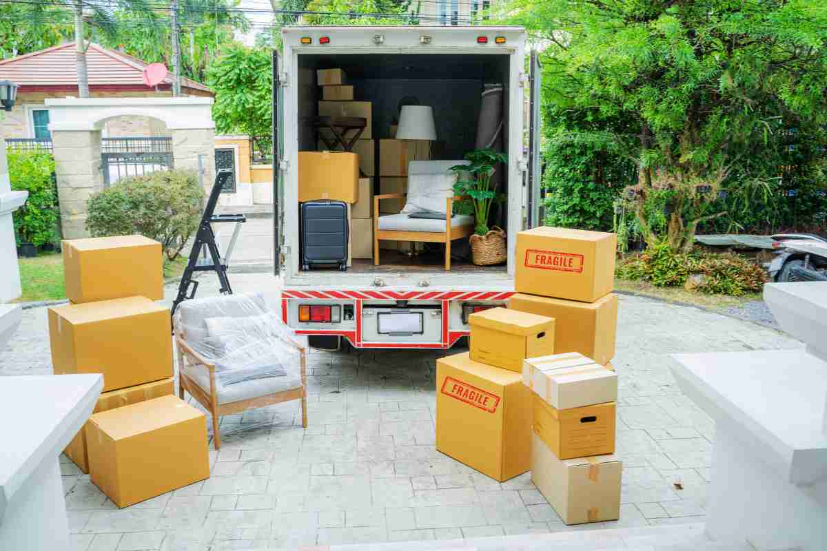 What NOT to Let Your Packers and Movers Handle (Items to Move Yourself)